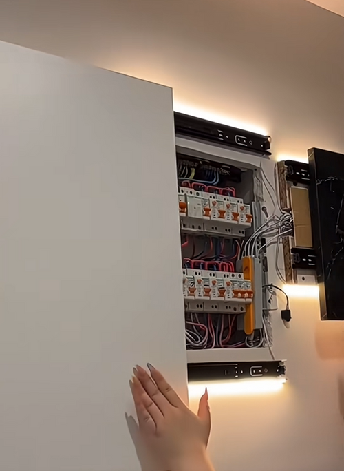 Cache tableau électrique